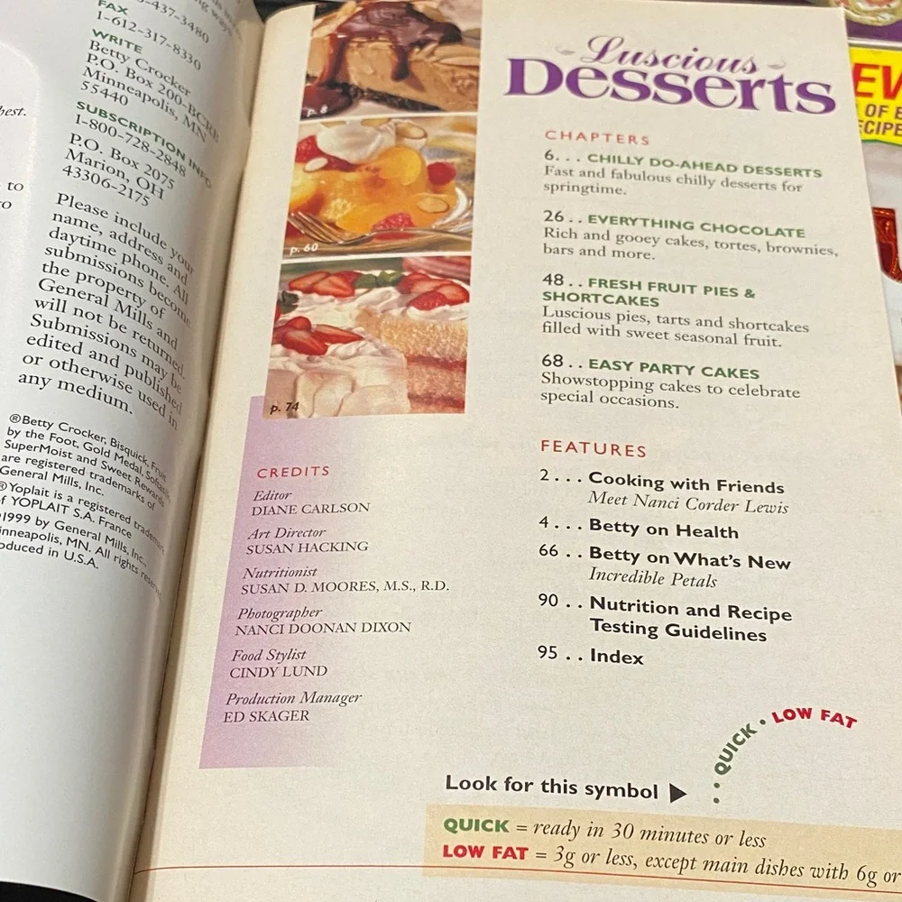 Betty Crocker Festive holiday cookbook magazine Recipe Collection